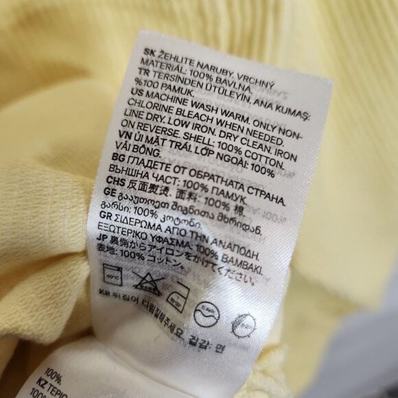 H&M Divided Corduroy Button Down Shirt in Pastel‎ Yellow - Size Medium - Picture 6 of 6